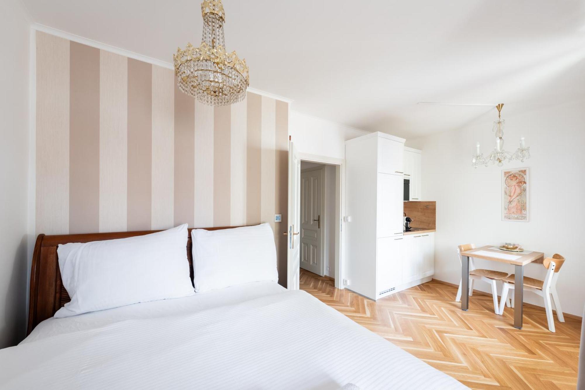 Little Chateau Prague Extérieur photo